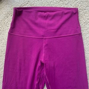 Size 6 Lululemon Fuschia Align Leggings